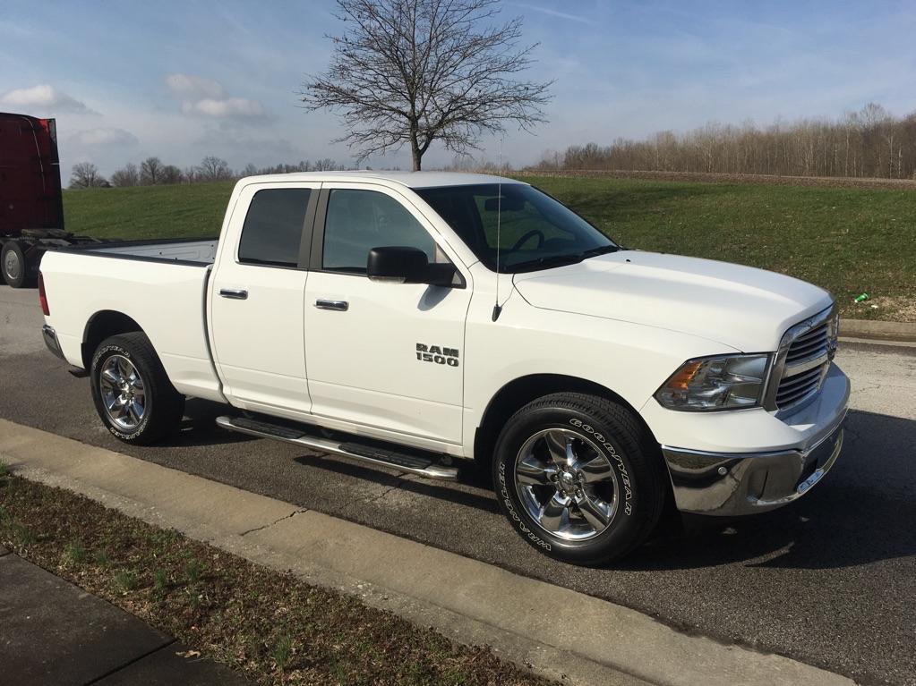 Pre-Owned 2018 Ram 1500 SLT 4x4 Quad Cab 140 in. WB 4 Door Cab; Quad in ...