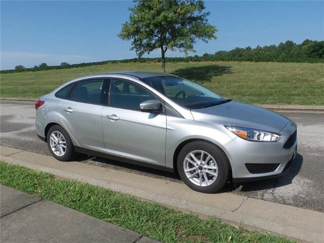 New 2018 Ford Focus SE Sedan SD in Carbondale #18X431 | Vogler Ford