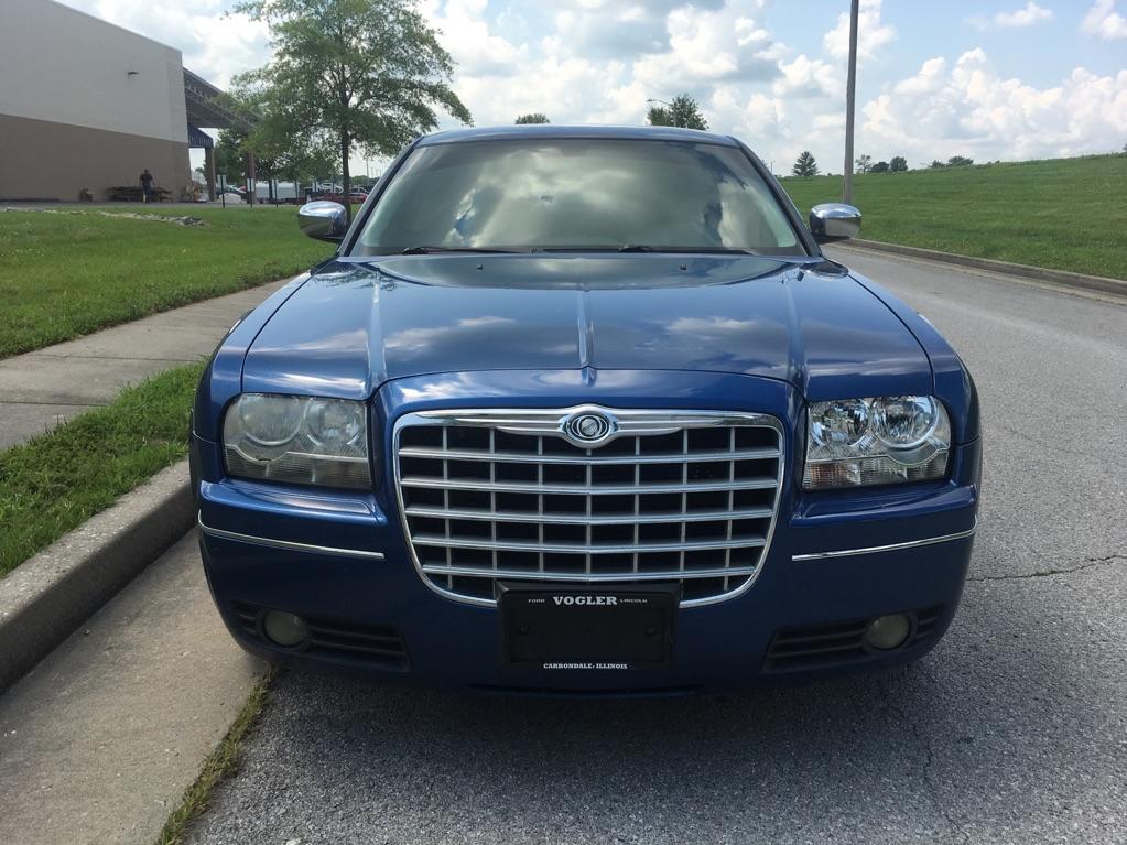 Pre-Owned 2010 Chrysler 300 Touring/Signature Series/Executive Serie 4 ...