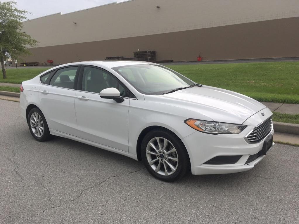 Pre-Owned 2017 Ford Fusion SE Front-wheel Drive Sedan 4 Door Sedan in ...